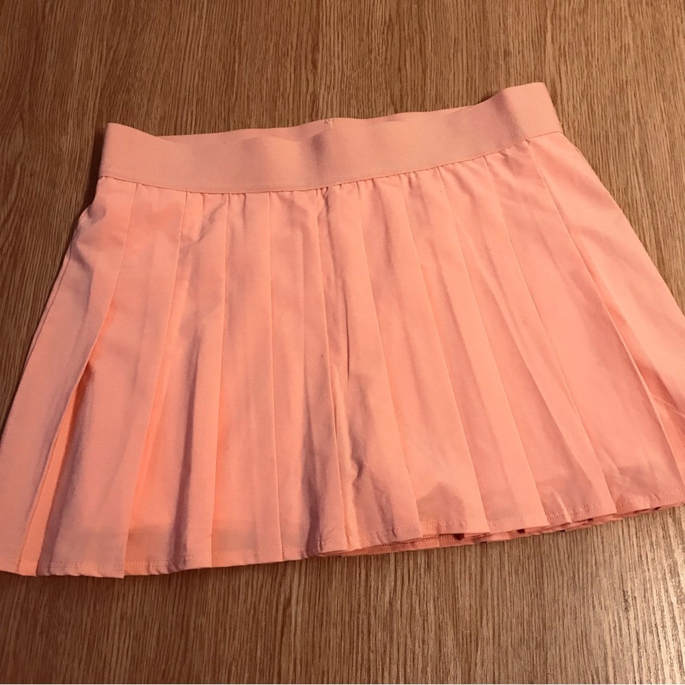 Kyodan Pleated Active Skirt in Peach Pink